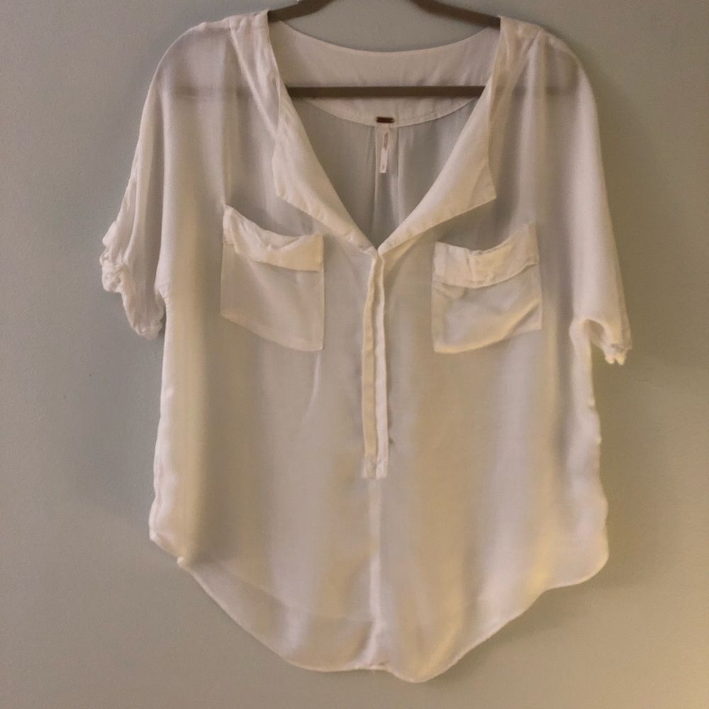 Free People blouse. Excellent condition.